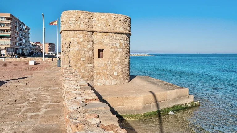 Španělsko – Torrevieja, La Mata (Avenida Torreblanca)
