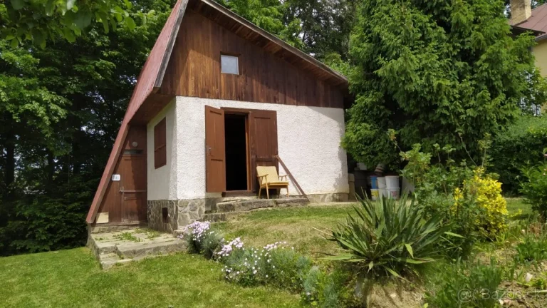 Záhrada s murovanou chatou Myslava - Kamenný potok