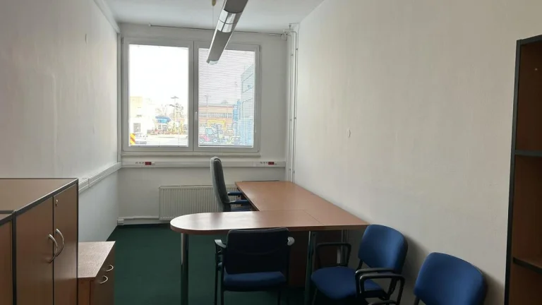 Pronájem kanceláře Valašské Meziříčí