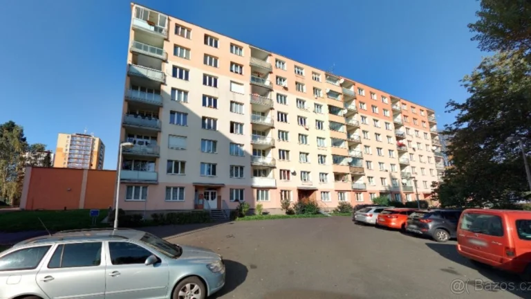 Dlouhodobý pronájem bytu 1+1 33m2 , Palackého. Chodov