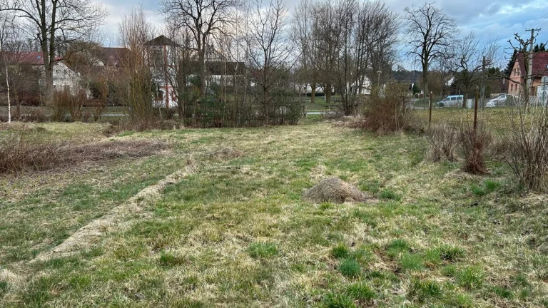 Stavební pozemek (k bydlení) ve Vydří - cca 1000 m2