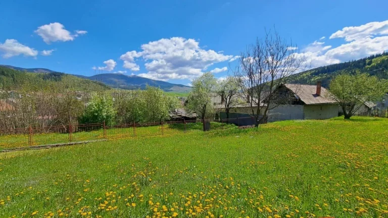 Krásny pozemok v Heľpe - Nízke Tatry na predaj