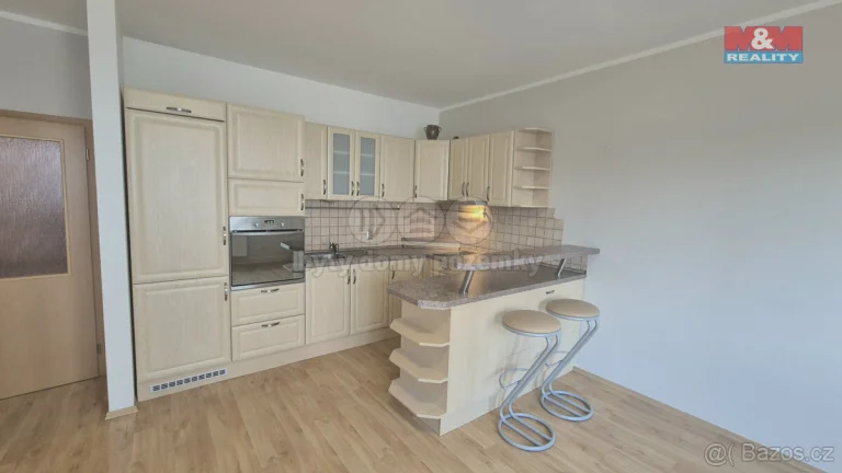 Pronájem bytu 1+kk, 43 m2, Kladno, ul. O. Peška