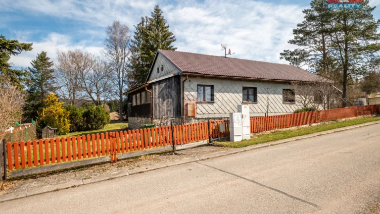 Prodej rodinného domu, 160 m², Stožec