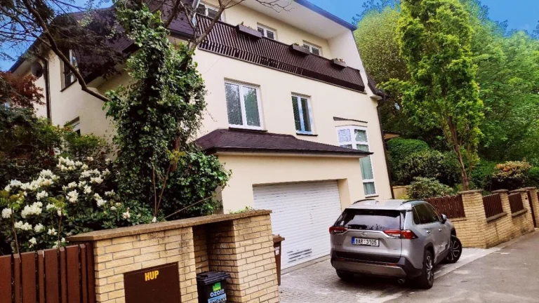 Prodej velkorysé vily ve slepé ulici v Ostravě-Vřesina, poz