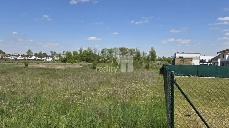 Stavební pozemek na RD, 810 m2, Úhonice Praha-Západ