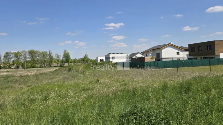 Atypický pozemek pro RD, 1705 m2, Úhonice, Praha západ