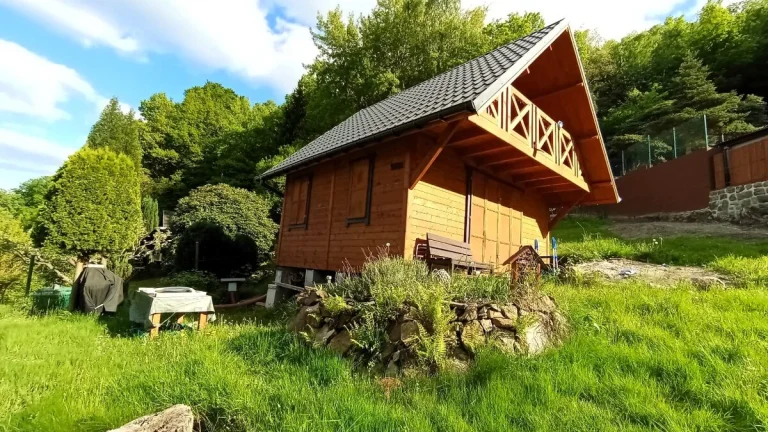 Prodej chaty se zahradou v Děčíně - Horní Oldřichov