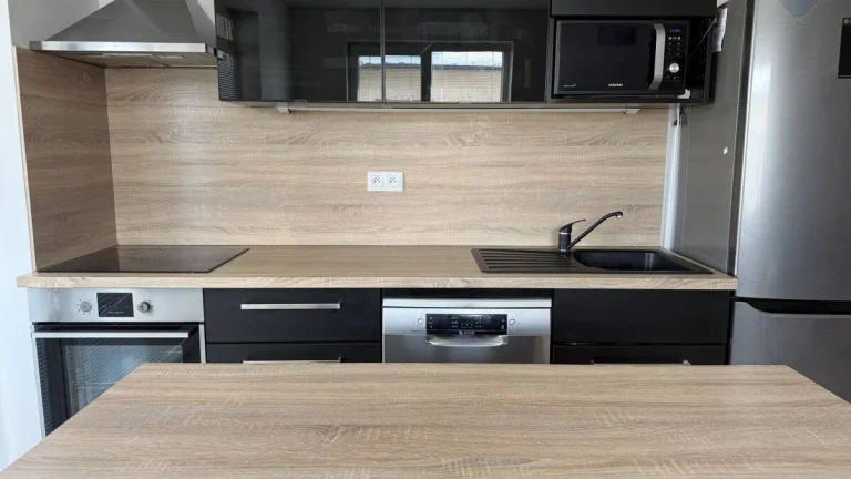 NA PREDAJ PRIESTRANNÝ 3 IZBOVÝ BYT, MALÝ RAJ, SLOVENSKÝ GROB
