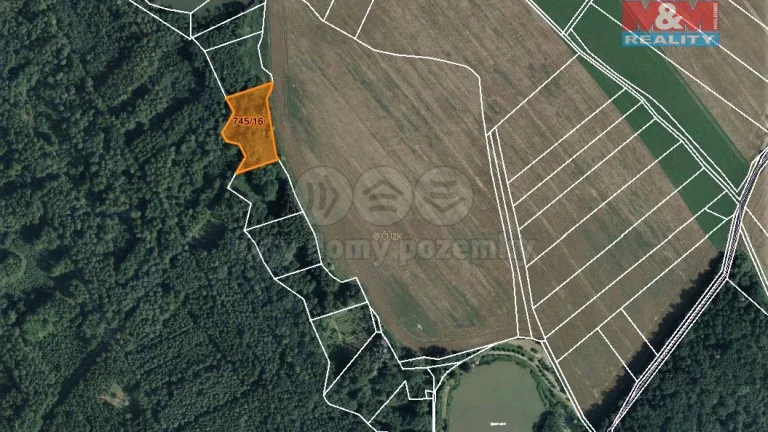 Prodej louky, 3307 m², Předhradí u Skutče