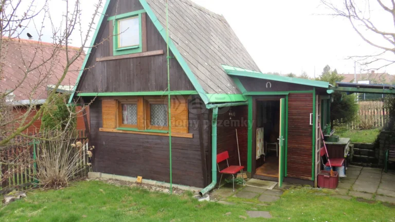 Prodej zahrady s chatou, 821 m², Mezina