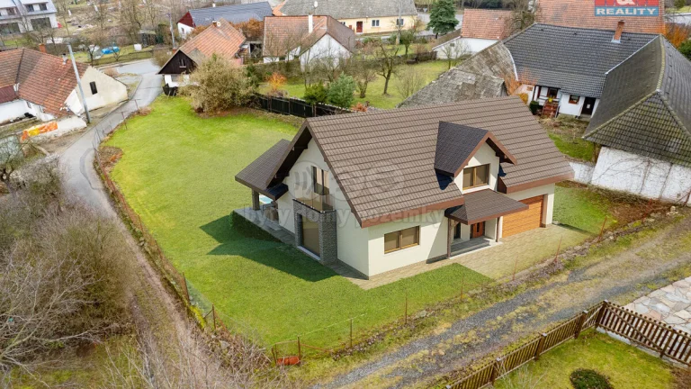 Prodej pozemku k bydlení, 782 m², Kořenec
