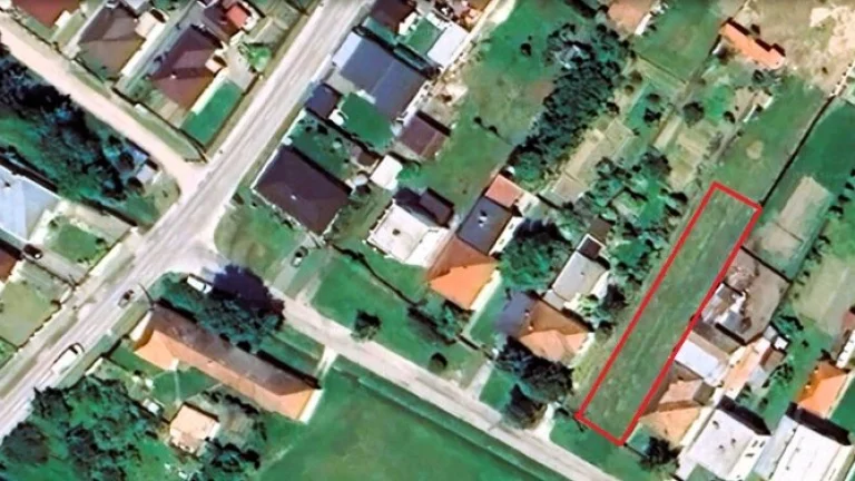 Stavebný pozemok Práznovce