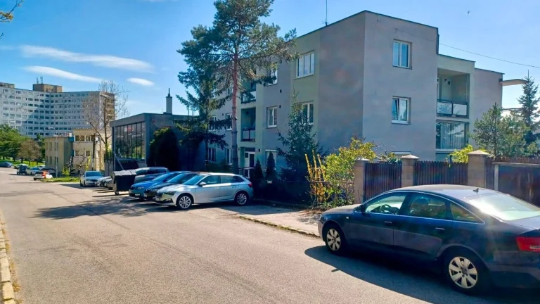Na predaj 3 izb byt Bratislava, Kramáre, Hrdličkova