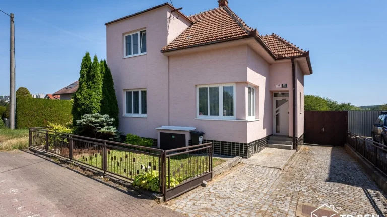 Prodej rodinný dům, 190 m2 - Brno - Žebětín, ev.č. 00928