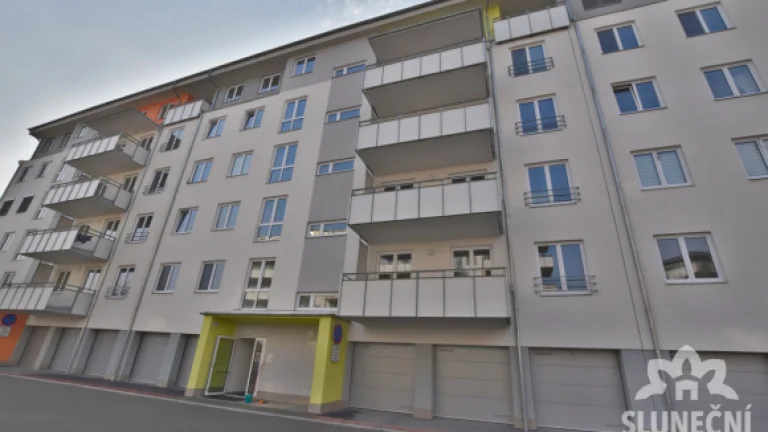 Pronájem nadstandardního bytu 2+kk, Uherské Hradiště - Nové