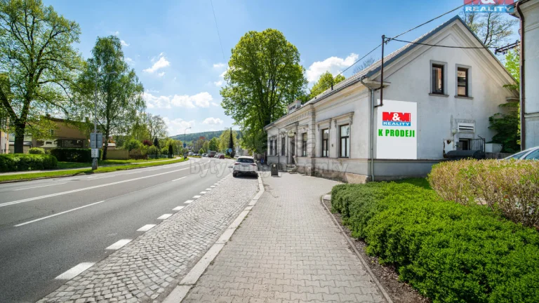 Prodej restaurace s bytem 5+kk, 290 m², Ústí nad Orlicí