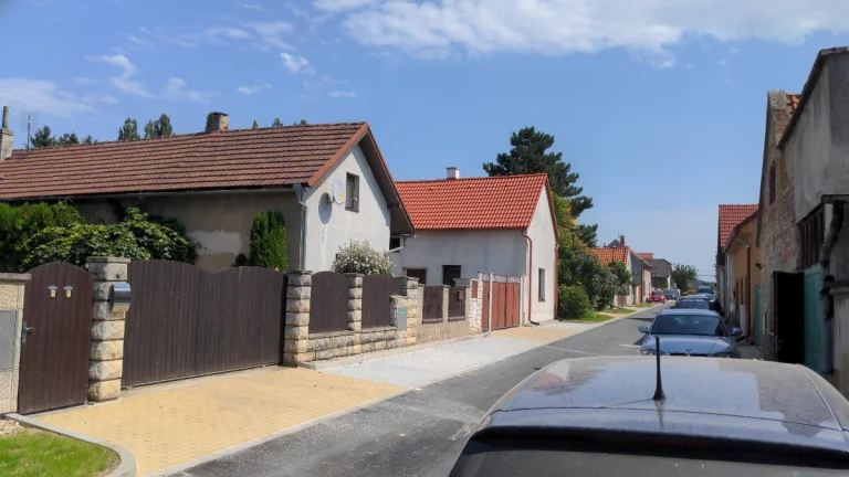 Prodej rodinného domu 120 m² /G na pozemku 1005 m², Čečelice