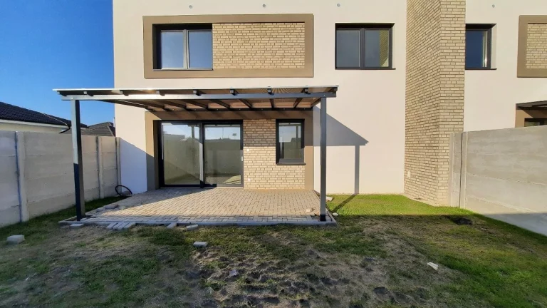 5-izbový poschodový dvojdom v širšom centre mesta