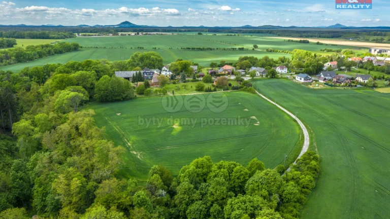 Prodej komerčního pozemku, 10159 m², Bakov nad Jizerou