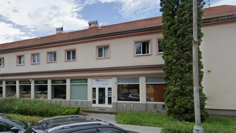 Polyfunkčný/Bytový priestor na prízemí v BB - 89 m2