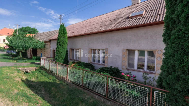 Prodej rodinného domu 146 m2, pozemek 291 m2 - Mšec