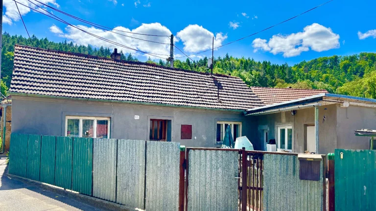Prodej rodinného domu 4+1 Račice