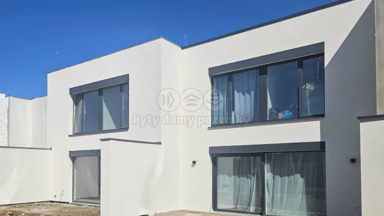 Prodej rodinného domu, 194 m², Sezemice