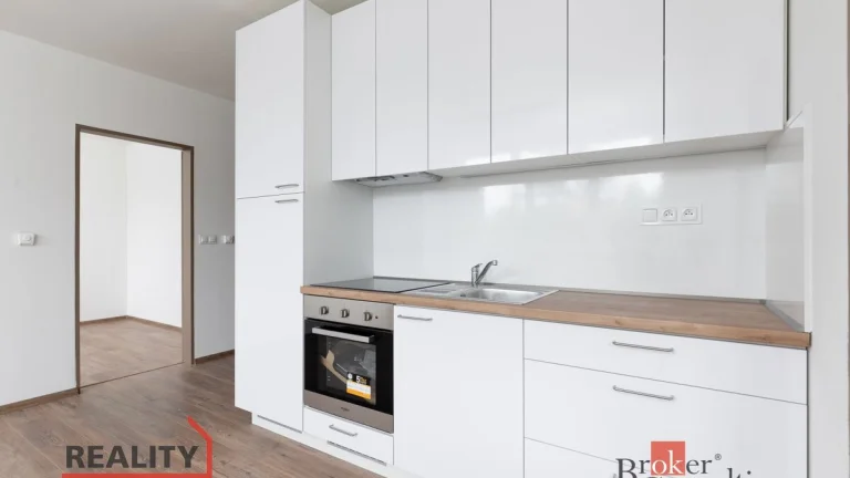 Pronájem, byty/3+kk, 72 m2, Příčná, Bruntál, Bruntál [ID 717