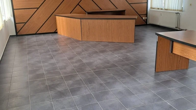 Pronájem, Kanceláře, 53,5m2 - Skuteč - Husova ul.