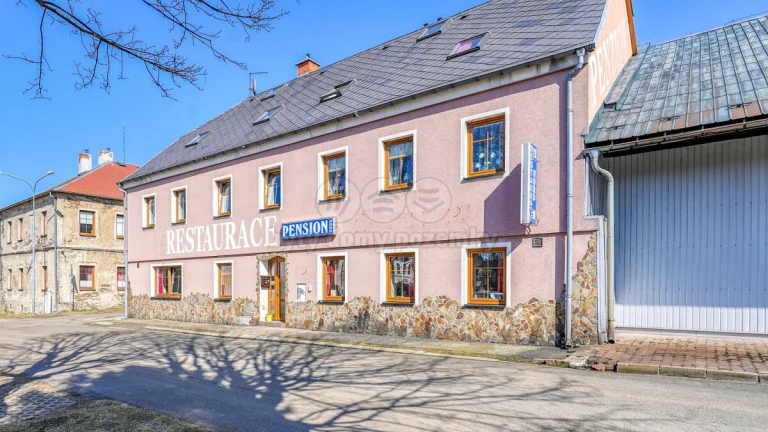 Prodej rodinného domu, 560 m², Hora Svatého Šebestiána
