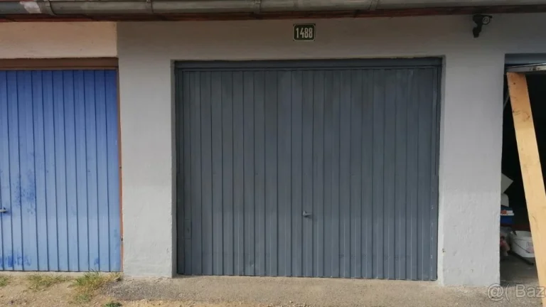 Prodám garáž
