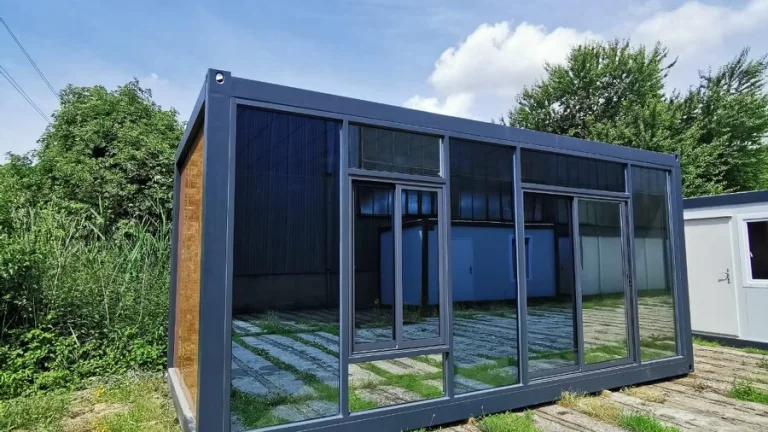 Obytný kontejner PMP 3x6 prosklená stěna