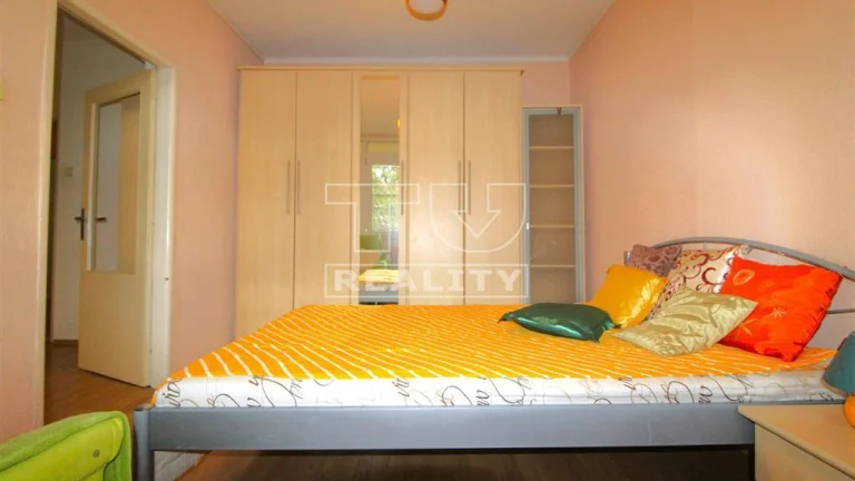 2 izbový byt blízko centra, 62 m2, Žiar nad Hronom