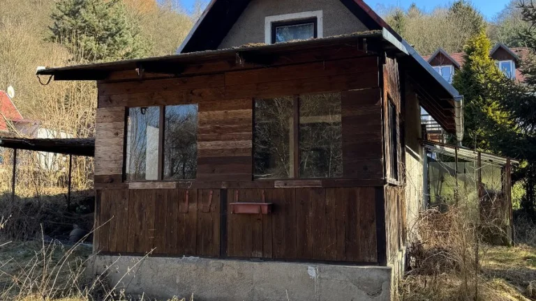 Chata Radošov u Kyselky / možnost předělat k bydlení TOP