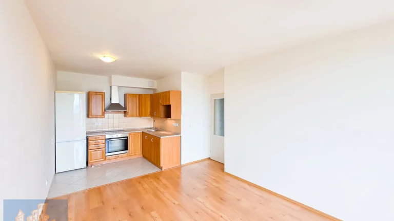 Nabídka pronájmu bytu 2+kk (50,2 m2 )s lodžií, park. stáním