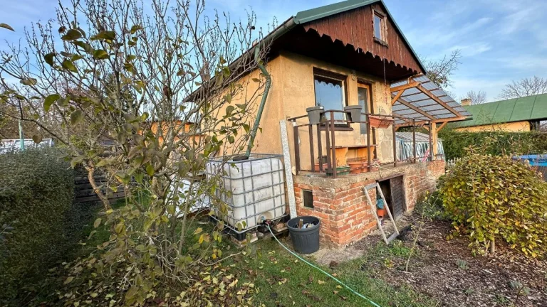 Chata s vlastním pozemkem 397 m2 Kosmonosy