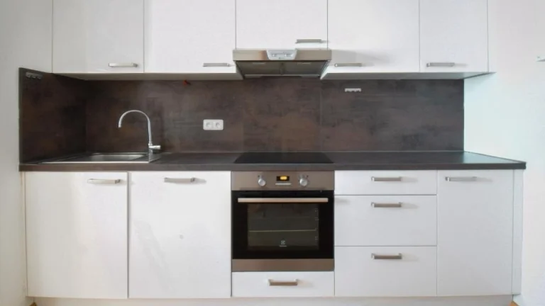 Pronájem bytu 3+1, Cejl, Zábrdovice, 24 000 Kč/měs, 77 m2