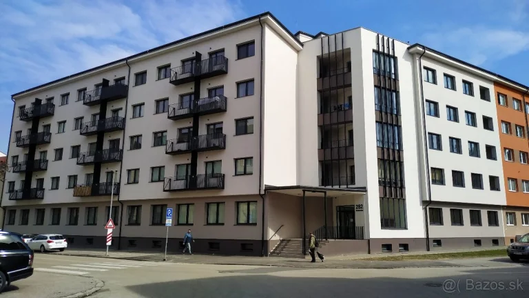 1 izbovy byt v centre Žiliny , bytový komplex RETRO.