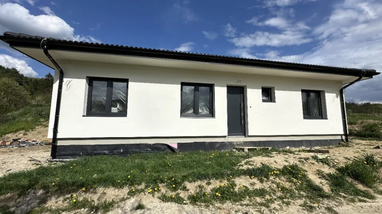 Novostavba 4 izbového rodinného domu
