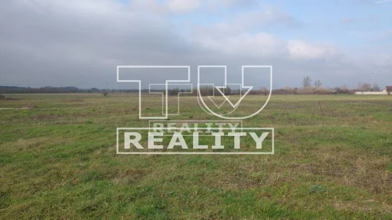 Stavebný pozemok 500 m2, Malé Leváre