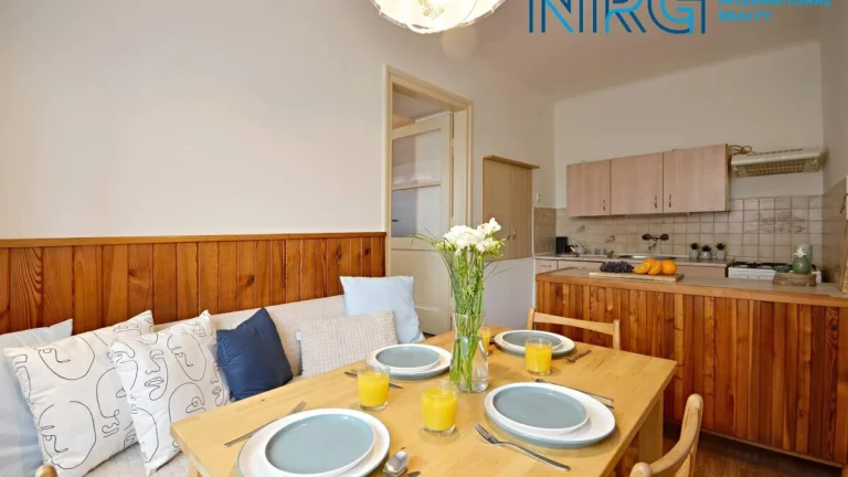 Pronájem RD 102 m2 , Uhříněves