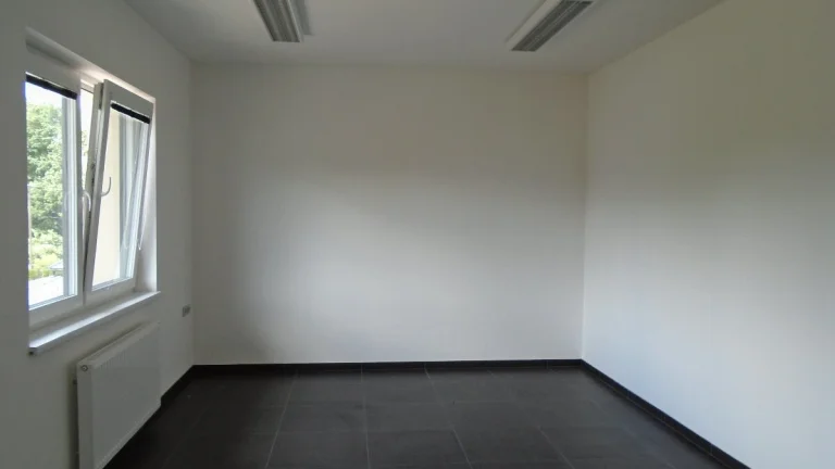 Pronájem nebytových prostor - 22,23m2, Třinec,
