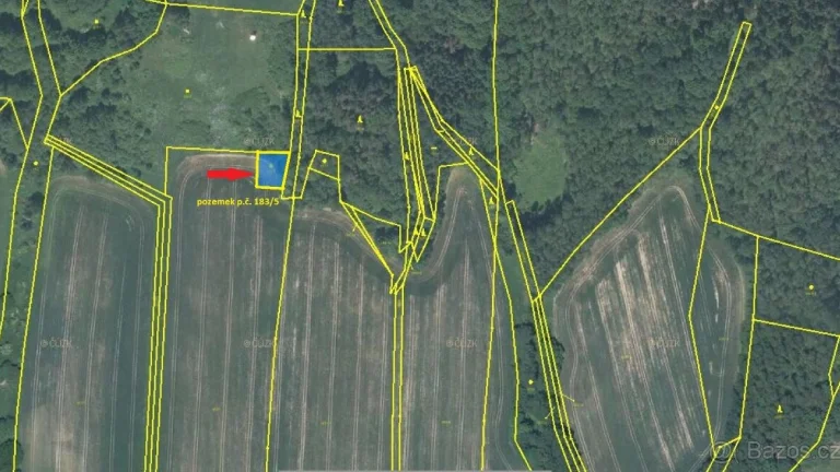 Pozemky p.č. 183/5 a p.č. 555/1 v k.ú. Hamr na Jezeře