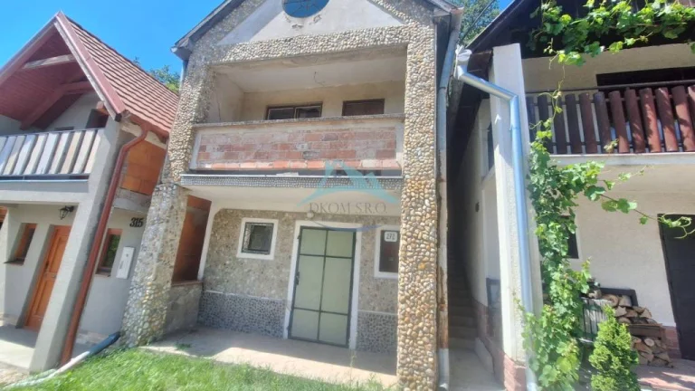Ponúkame Vám na predaj chatu, rekreačný domček v obci Veľké