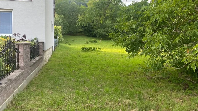 Stavebný pozemok Sedliská