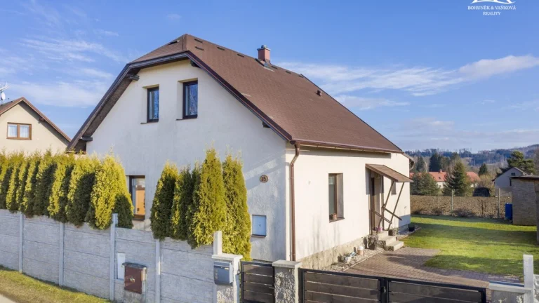 Prodej rodinného domu 4+kk, 461 m2, Vítanov - Stan