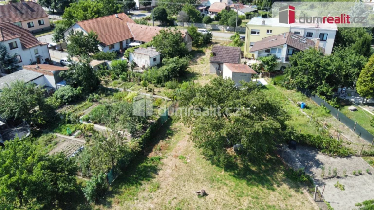 Stavební pozemek 2.428m2, Podivín