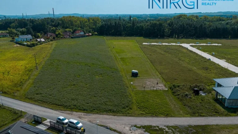 Prodej pozemku 3772 m2, Sendražice u Kolína