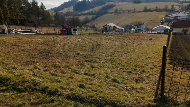 Pozemok s krásnym výhľadom